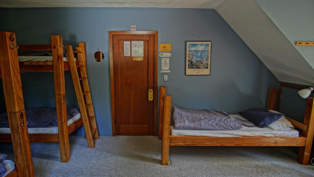 Up The Creek Backpacker'S Lodge Roberts Creek Extérieur photo